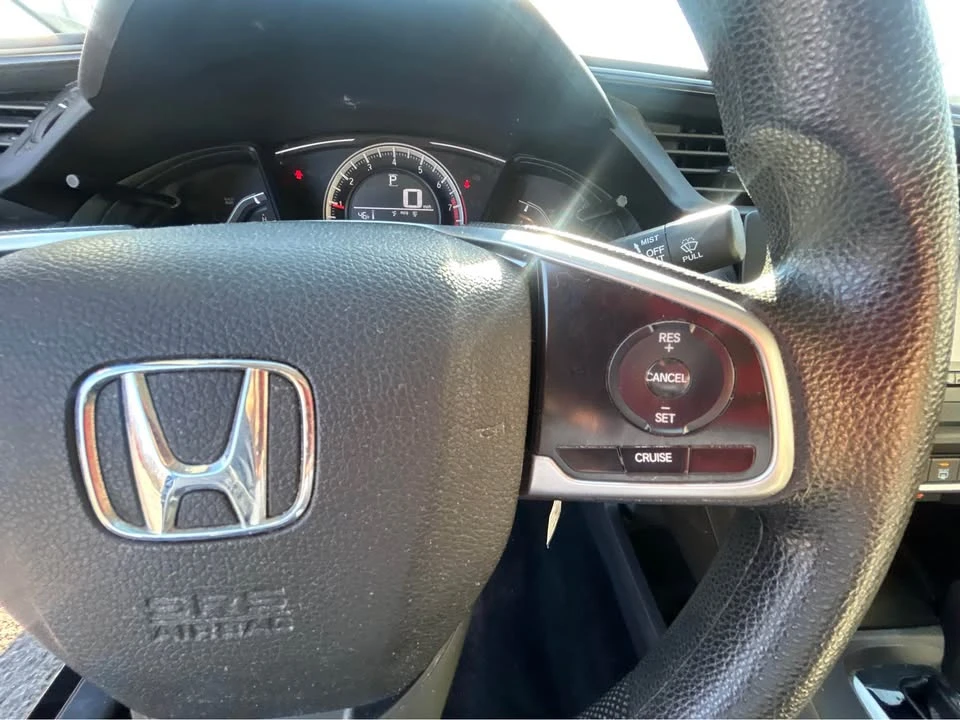 2018 Honda Civic 10th Gen - Image 17 of 18