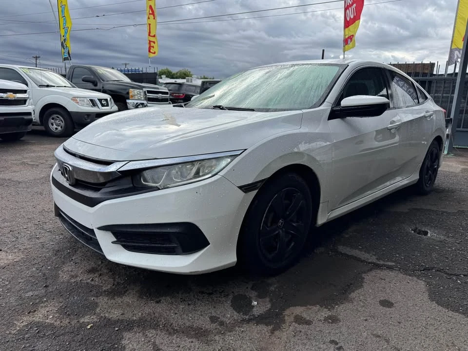 2018 Honda Civic 10th Gen - Image 2 of 10