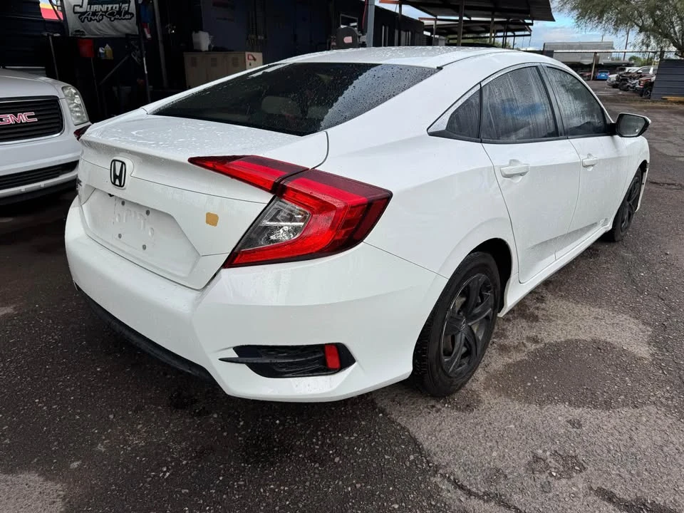 2018 Honda Civic 10th Gen - Image 4 of 10