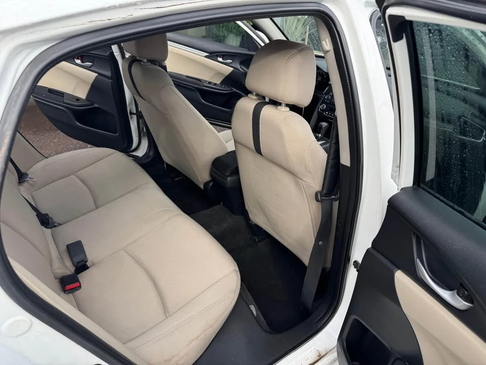 2018 Honda Civic 10th Gen - Image 8 of 10