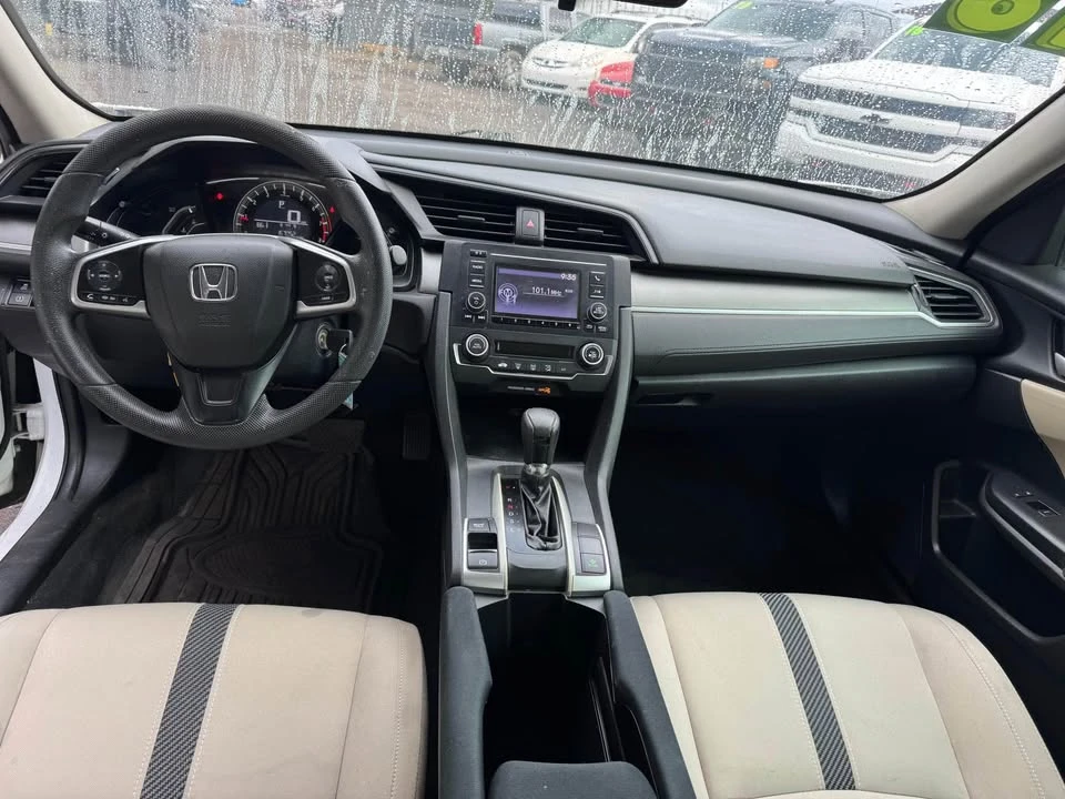 2018 Honda Civic 10th Gen - Image 6 of 10