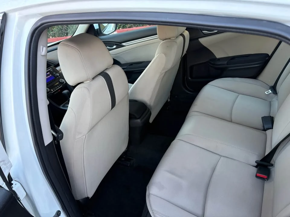 2018 Honda Civic 10th Gen - Image 5 of 10