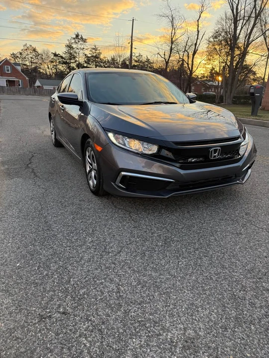 2018 Honda Civic 10th Gen - Image 4 of 13