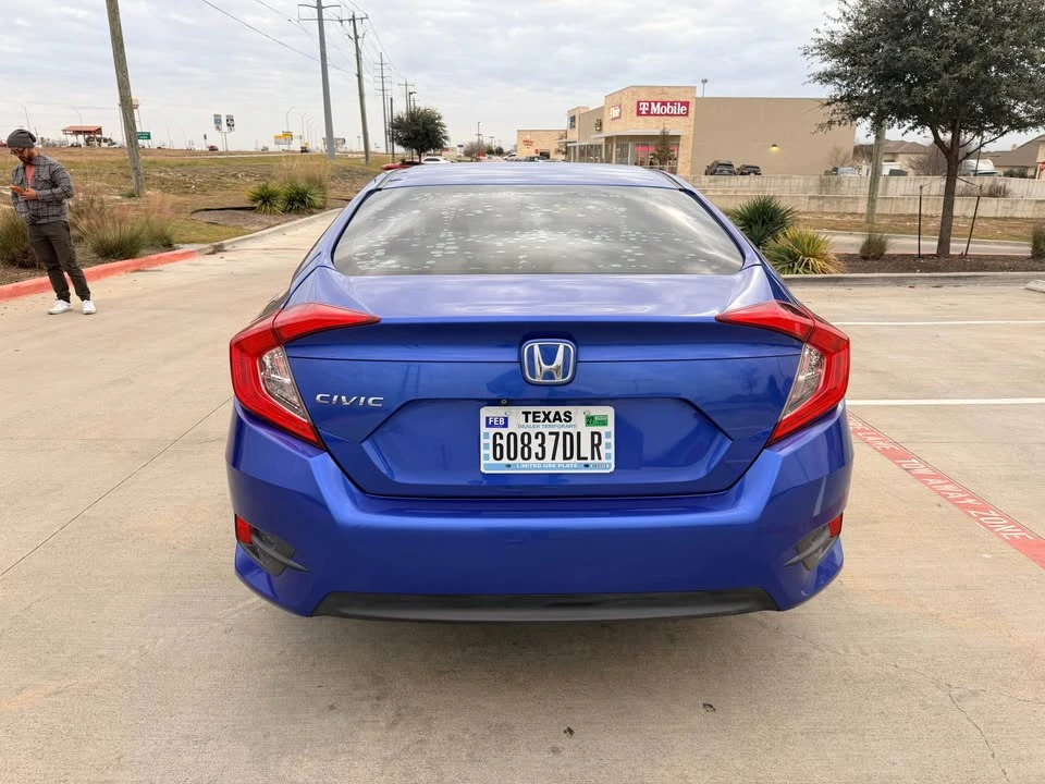 2018 Honda Civic 10th Gen - Image 5 of 14