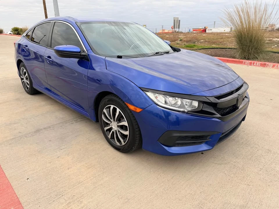 2018 Honda Civic 10th Gen - Image 8 of 14