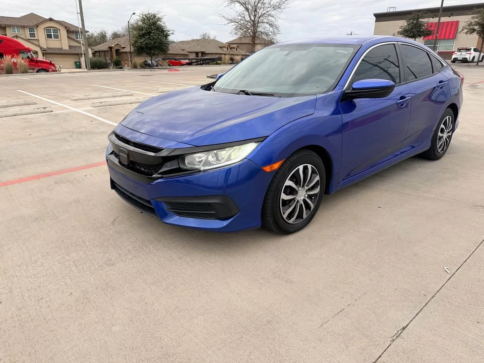 2018 Honda Civic 10th Gen - Image 2 of 14