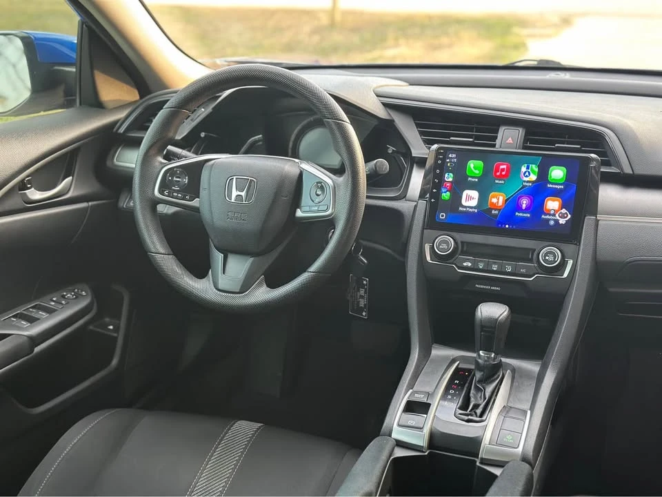 2018 Honda Civic 10th Gen - Image 16 of 20