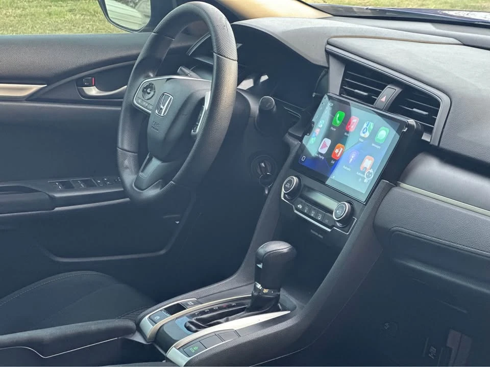 2018 Honda Civic 10th Gen - Image 18 of 20