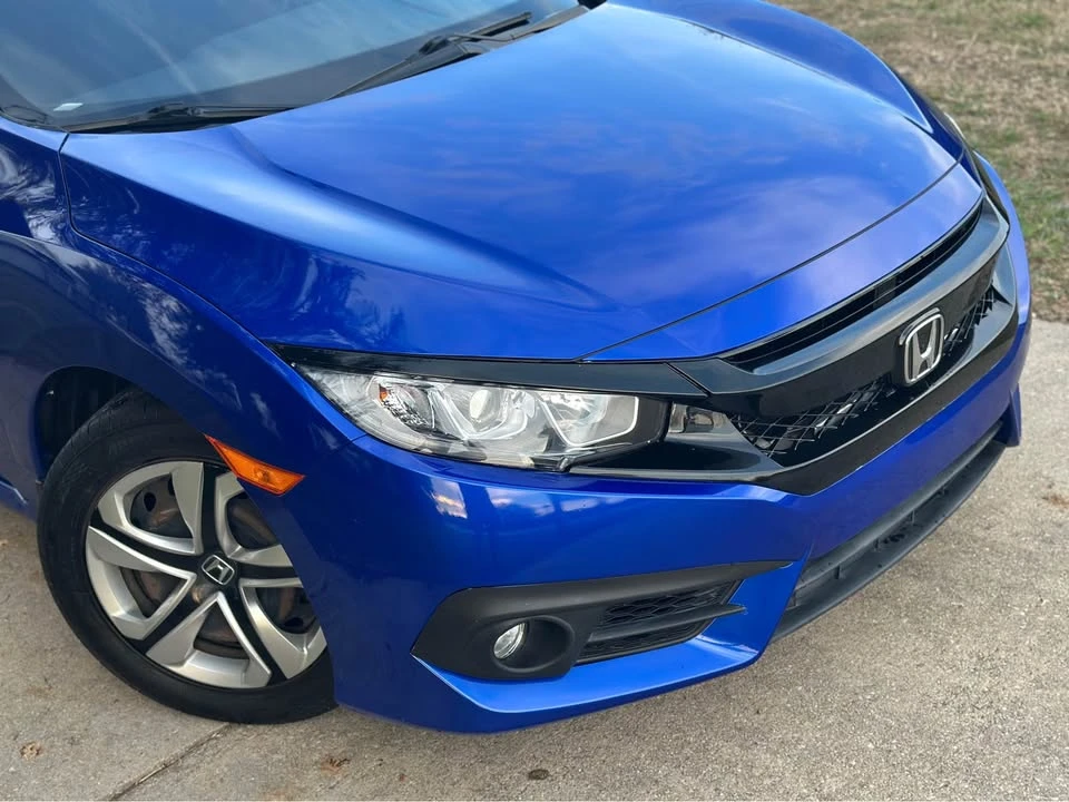 2018 Honda Civic 10th Gen - Image 13 of 20