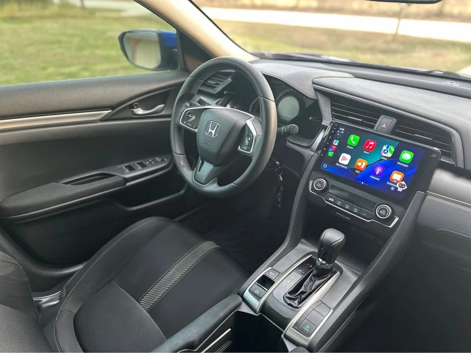 2018 Honda Civic 10th Gen - Image 15 of 20