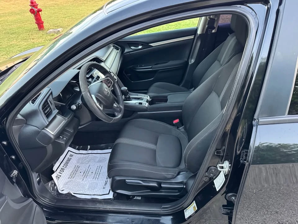 2018 Honda Civic 10th Gen - Image 8 of 11