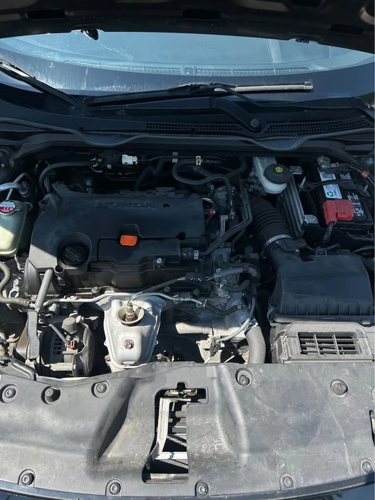 2018 Honda Civic 10th Gen - Image 14 of 15