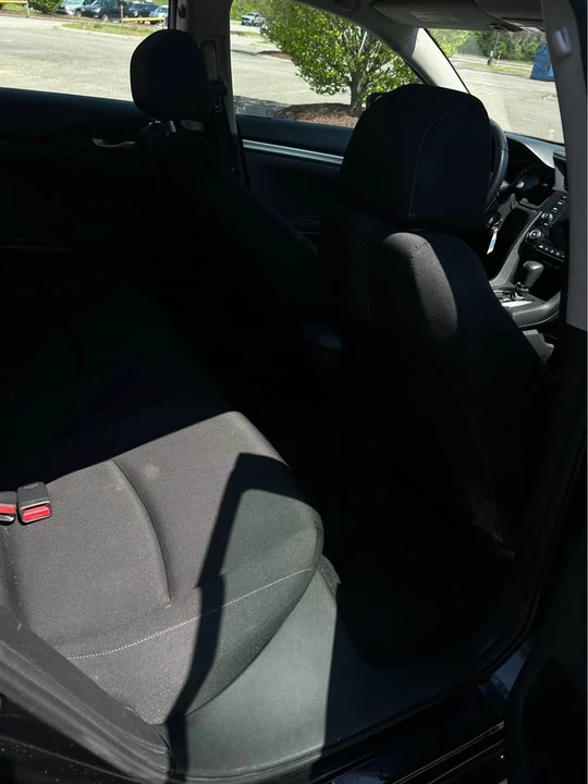 2018 Honda Civic 10th Gen - Image 12 of 15