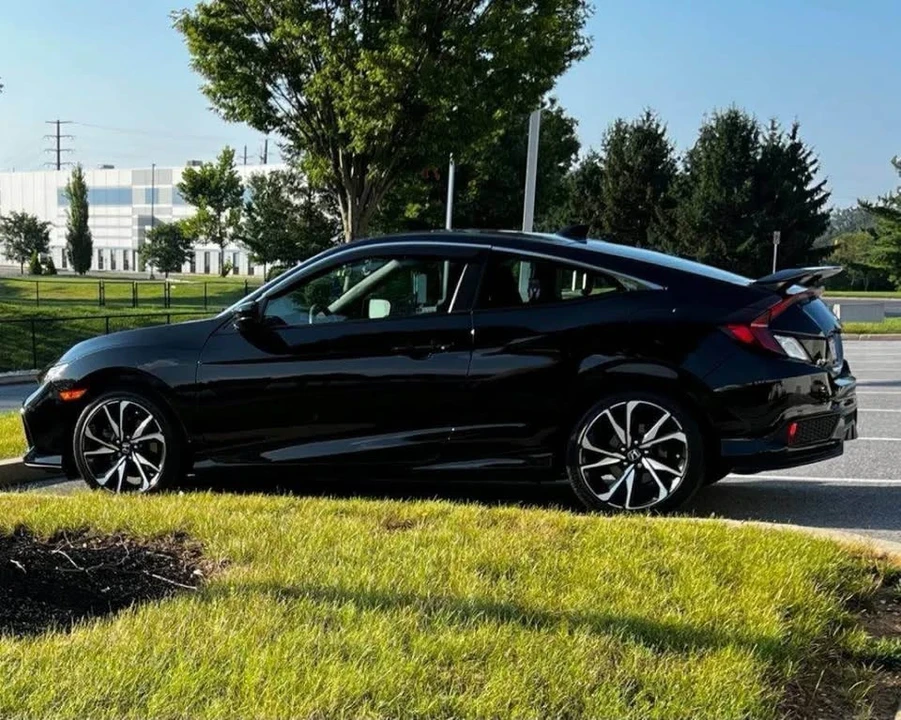 2018 Honda Civic Si 10th Gen - Image 17 of 19
