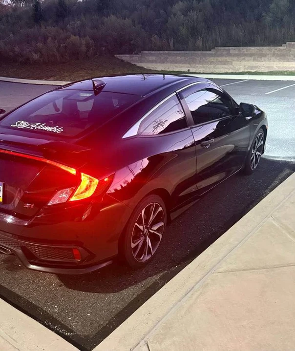 2018 Honda Civic Si 10th Gen - Image 19 of 19