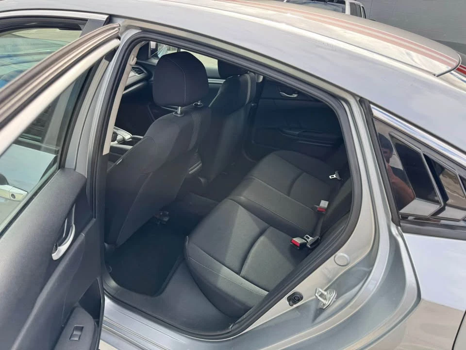 2018 Honda Civic 10th Gen - Image 4 of 14