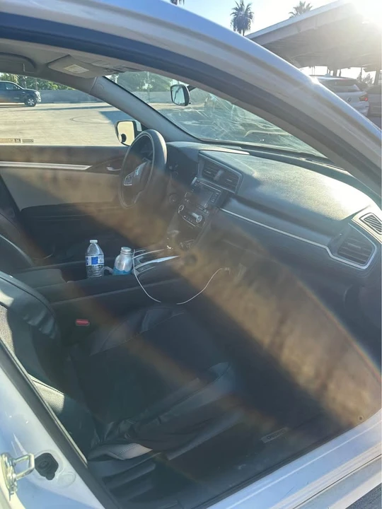 2018 Honda Civic 10th Gen - Image 7 of 13