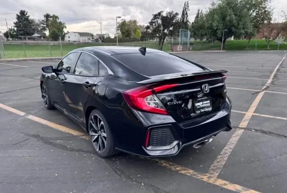2018 Honda Civic Si 10th Gen - Image 5 of 14