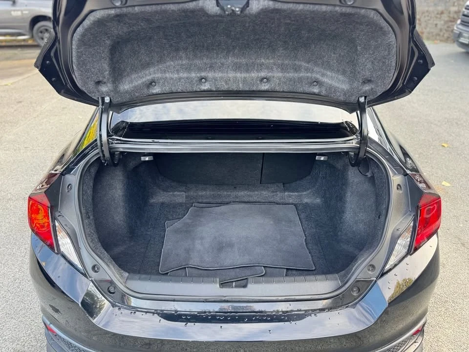 2018 Honda Civic Si 10th Gen - Image 19 of 20