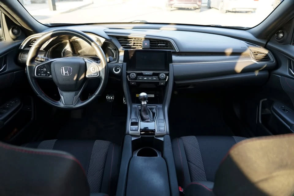 2018 Honda Civic Si 10th Gen - Image 9 of 15