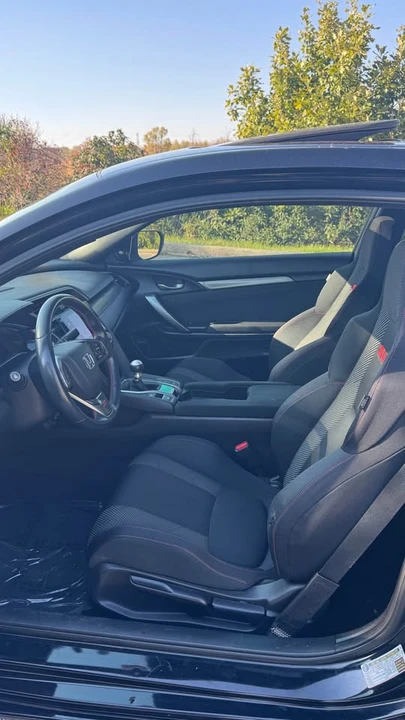 2018 Honda Civic Si 10th Gen - Image 5 of 6