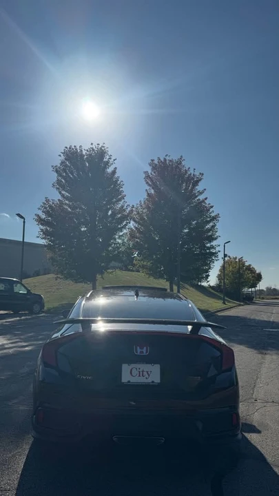 2018 Honda Civic Si 10th Gen - Image 4 of 6
