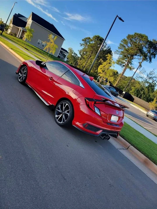2018 Honda Civic Si 10th Gen - Image 5 of 13
