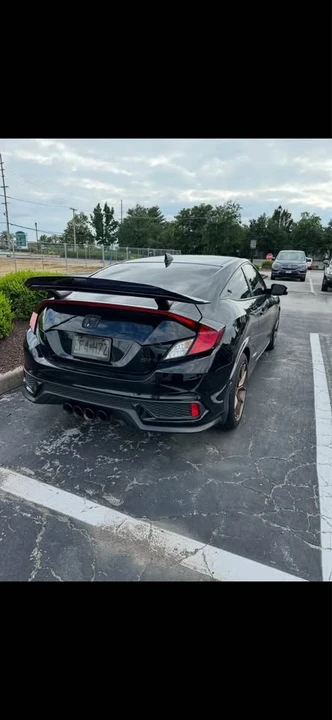 2018 Honda Civic Si 10th Gen - Image 2 of 9