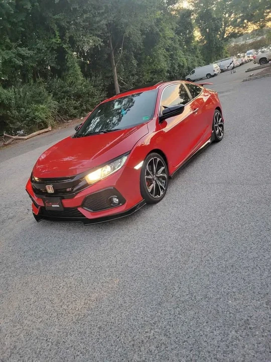 2018 Honda Civic Si 10th Gen - Image 8 of 13
