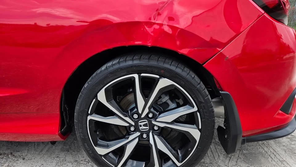 2018 Honda Civic Si 10th Gen - Image 6 of 9