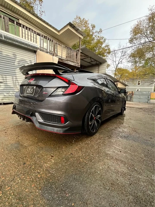 2018 Honda Civic Si 10th Gen - Image 3 of 11