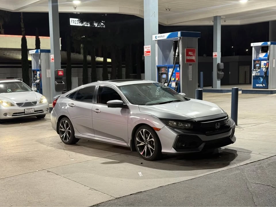 2018 Honda Civic Si 10th Gen - Image 4 of 8