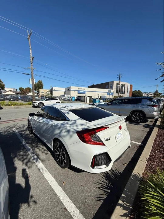 2018 Honda Civic Si 10th Gen - Image 4 of 5