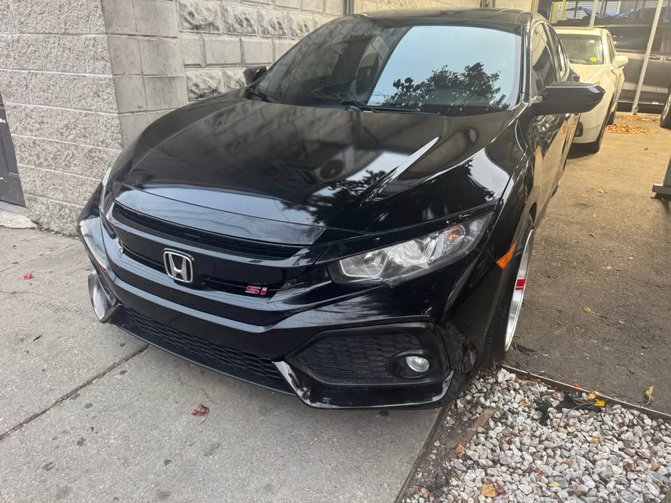 2018 Honda Civic Si 10th Gen - Image 2 of 7