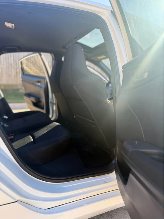 2018 Honda Civic Si 10th Gen - Image 8 of 13
