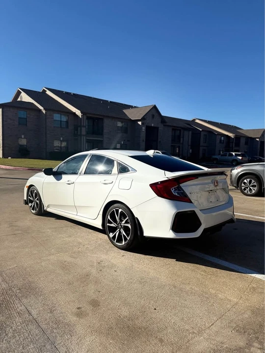 2018 Honda Civic Si 10th Gen - Image 4 of 13