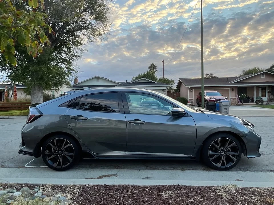 2018 Honda Civic 10th Gen - Image 4 of 8