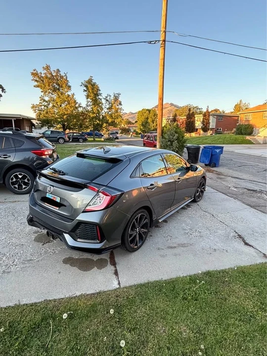 2018 Honda Civic 10th Gen - Image 3 of 3
