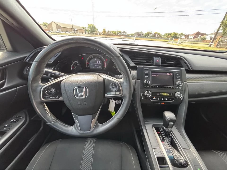 2018 Honda Civic 10th Gen - Image 7 of 9