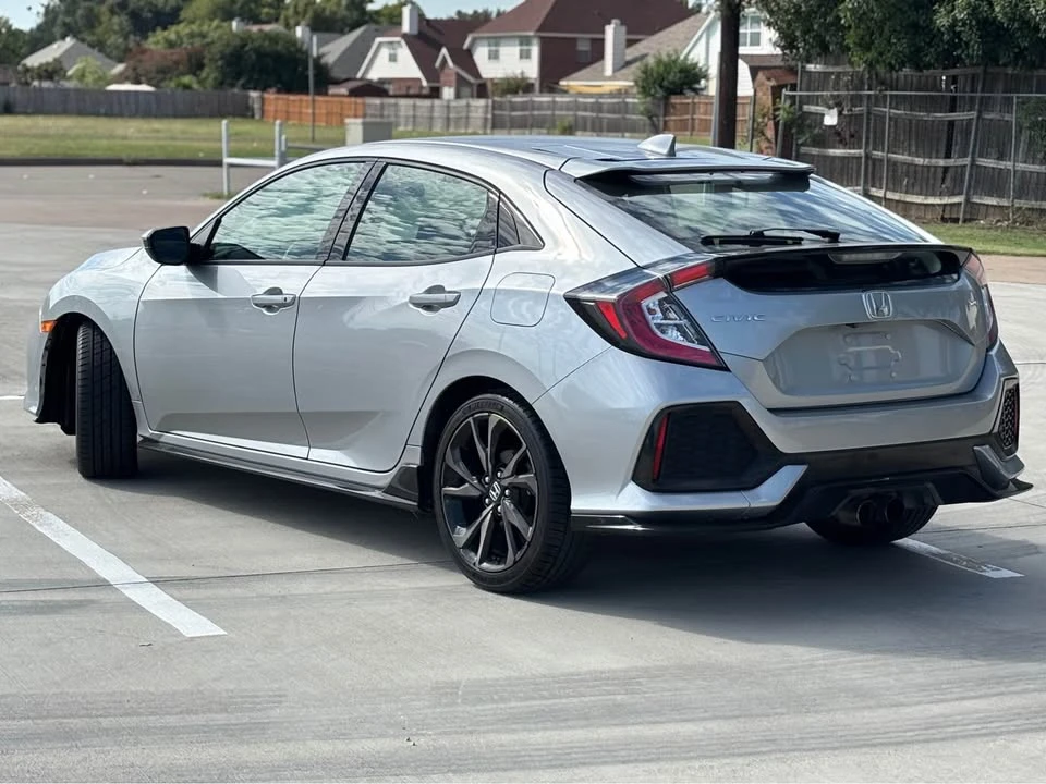2018 Honda Civic 10th Gen - Image 4 of 8