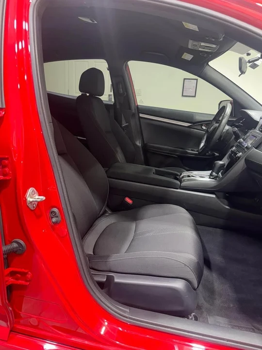 2018 Honda Civic 10th Gen - Image 10 of 19