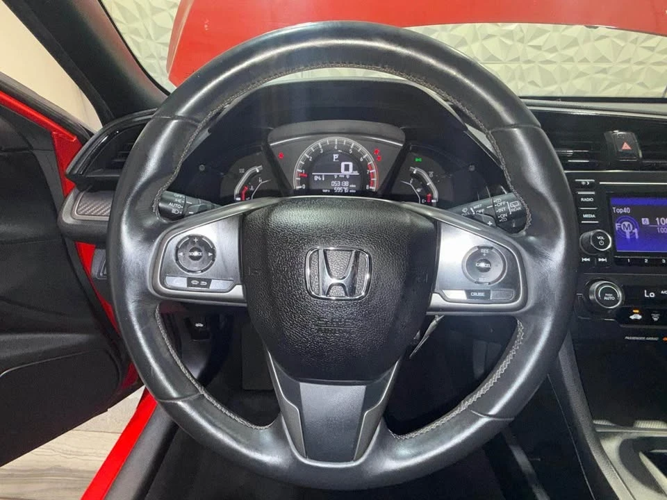 2018 Honda Civic 10th Gen - Image 17 of 19