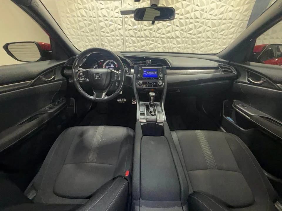 2018 Honda Civic 10th Gen - Image 14 of 19