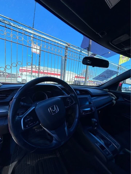 2018 Honda Civic 10th Gen - Image 3 of 5