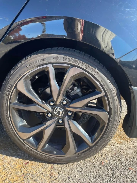 2018 Honda Civic 10th Gen - Image 11 of 12