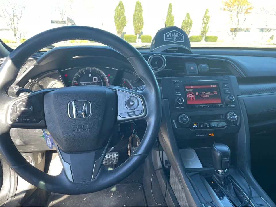 2018 Honda Civic 10th Gen - Image 6 of 12