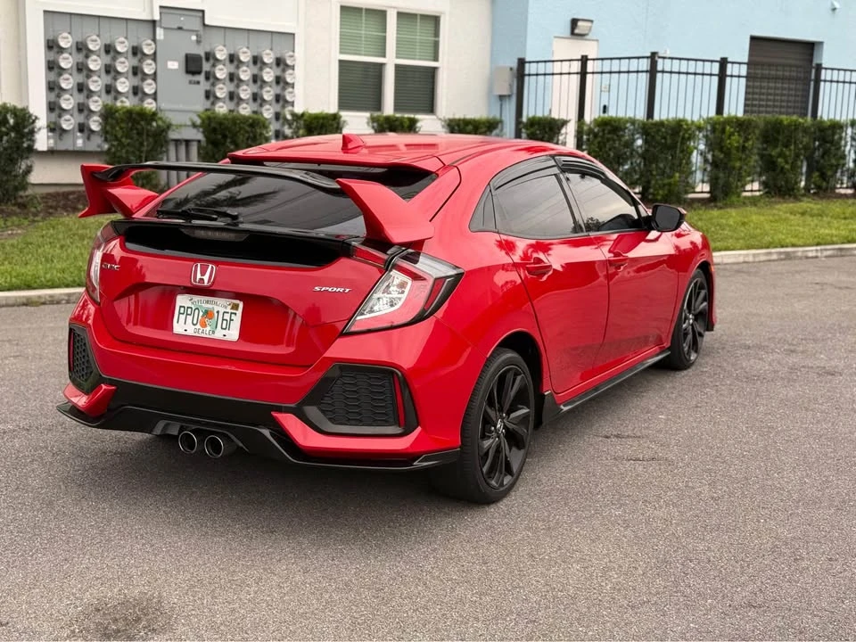 2018 Honda Civic 10th Gen - Image 3 of 12