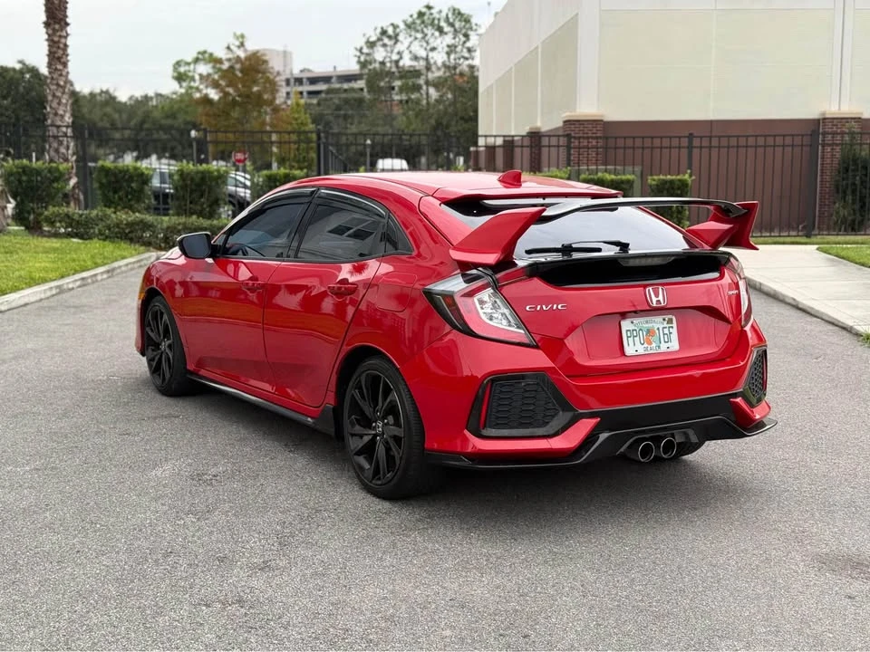 2018 Honda Civic 10th Gen - Image 11 of 12