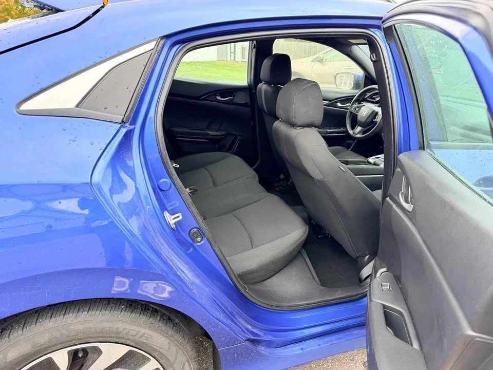 2018 Honda Civic 10th Gen - Image 11 of 15