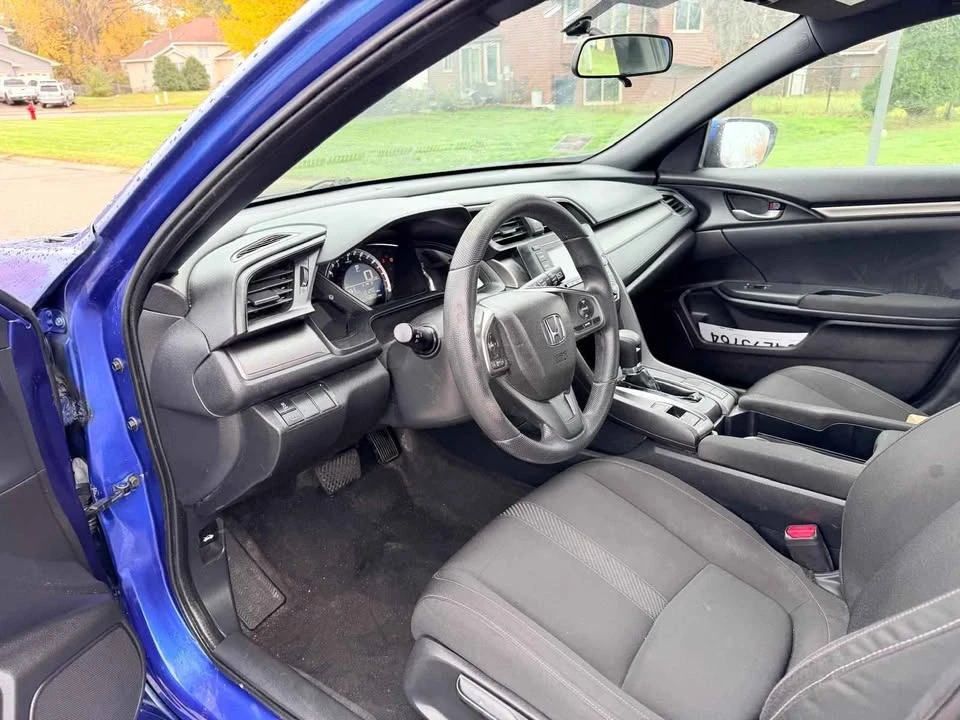 2018 Honda Civic 10th Gen - Image 12 of 15
